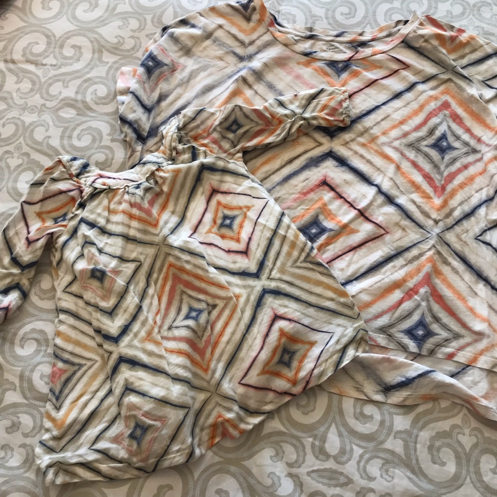 Mommy match set old navy sz12-18mo and women small